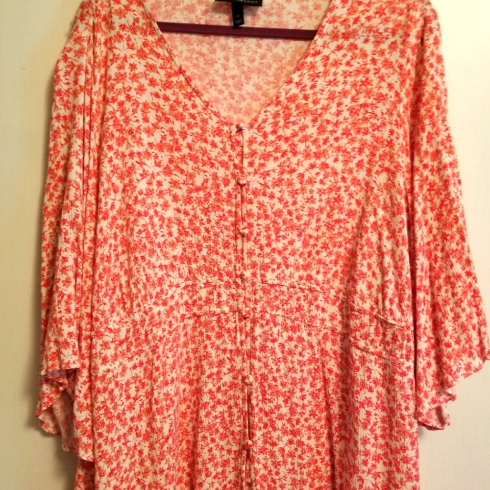 Lane Bryant Summer Breeze top, red & white, size 18